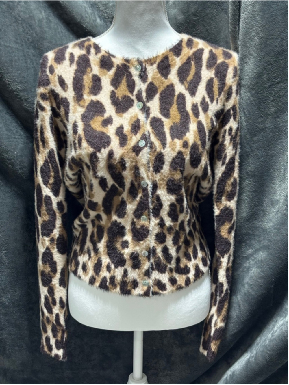 Rachel Zoe Leopard Print Soft & Cozy Fuzzy Button Down Cardigan Size Small NWT